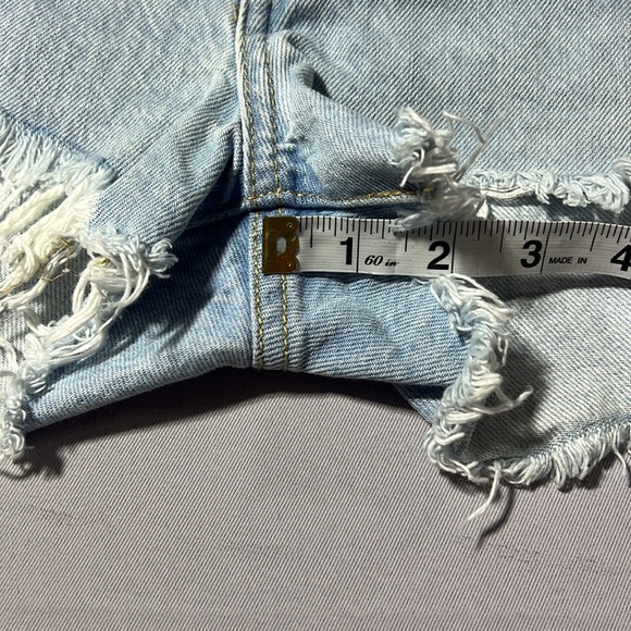 Levi’s 501 shorts NWT S28 - Picture 6 of 7